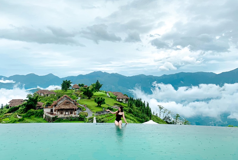 Đối tượng phù hợp với loại hình lưu trú này rất đa dạng: từ cặp đôi tìm kiếm kỳ nghỉ lãng mạn, nhóm bạn trẻ yêu thích check-in, đến gia đình muốn nghỉ dưỡng chất lượng cao.