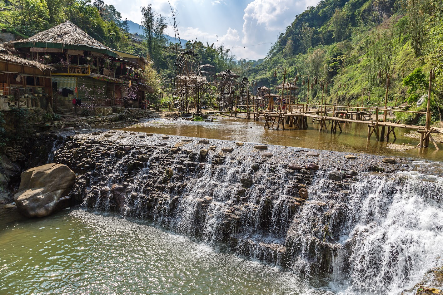 Khung cảnh bình yên tại bản Cát Cát. 